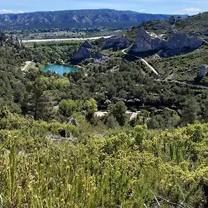 De La Vallee Heureuse Campingplatz Orgon