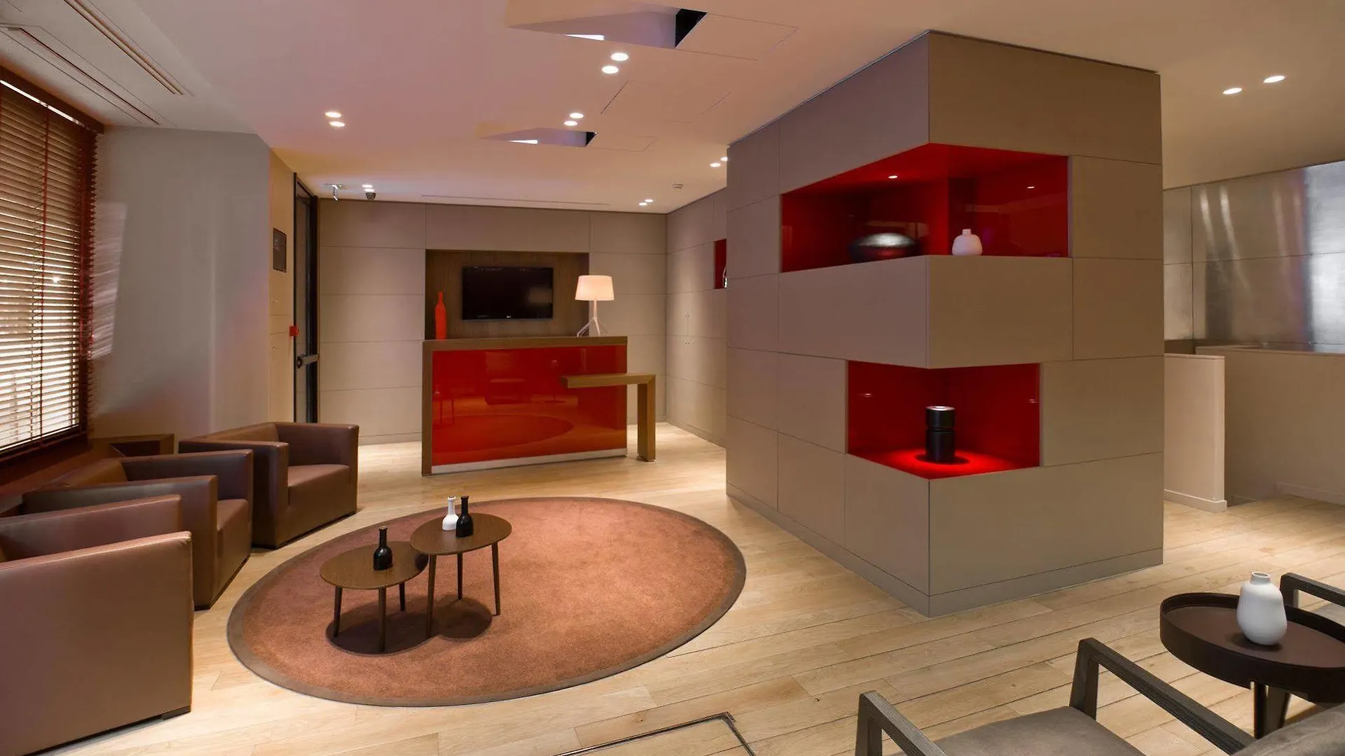 Hotel Lyon-Ouest 3*, Лион